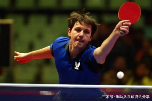 打乒乓球細節要到位 接發球時提腳跟,反手拉攻球拍需近身