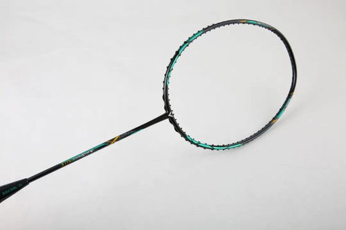 drivex 9x測(cè)評(píng)丨球拍界的轎跑，馭9x精準(zhǔn)評(píng)測(cè)