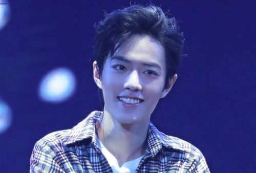 肖戰(zhàn)火鍋店風(fēng)波 私生圍堵引亂象，店家聲明遭質(zhì)疑，粉絲自發(fā)善后顯擔(dān)當(dāng)